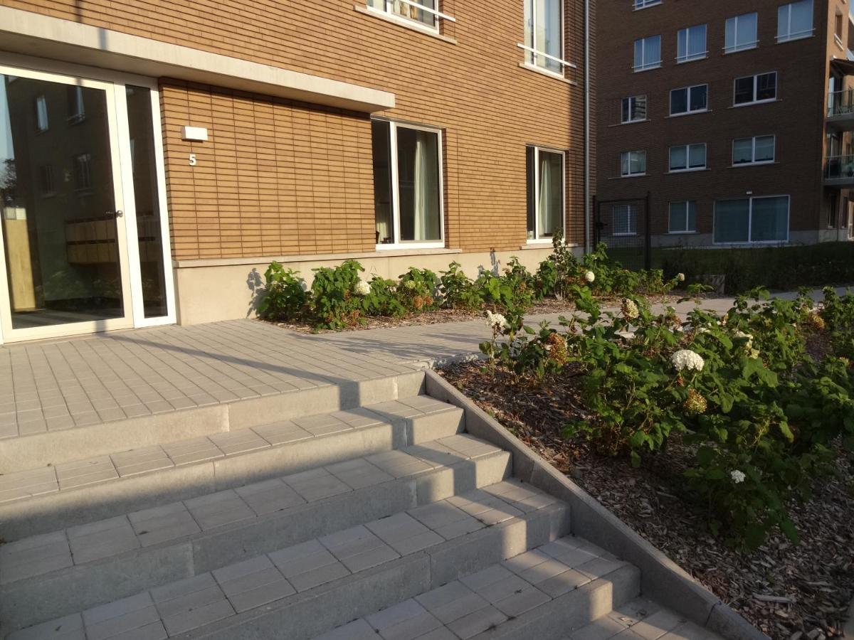 Bootsman Gelijkvloers Appartement Met Tuin En Autostaanplaats Ostende Exterior foto